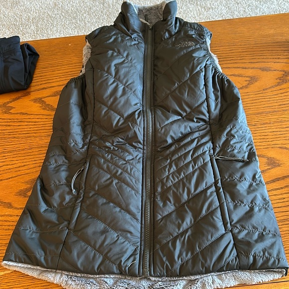The North Face Jackets & Blazers - The North Face vest